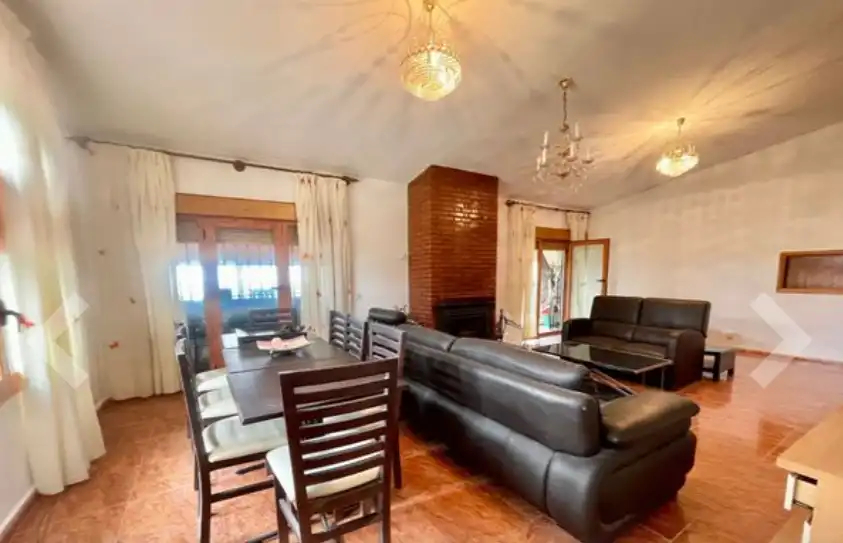 Casa o xalet en venda a Calle Milán, Los Ángeles de San Rafael