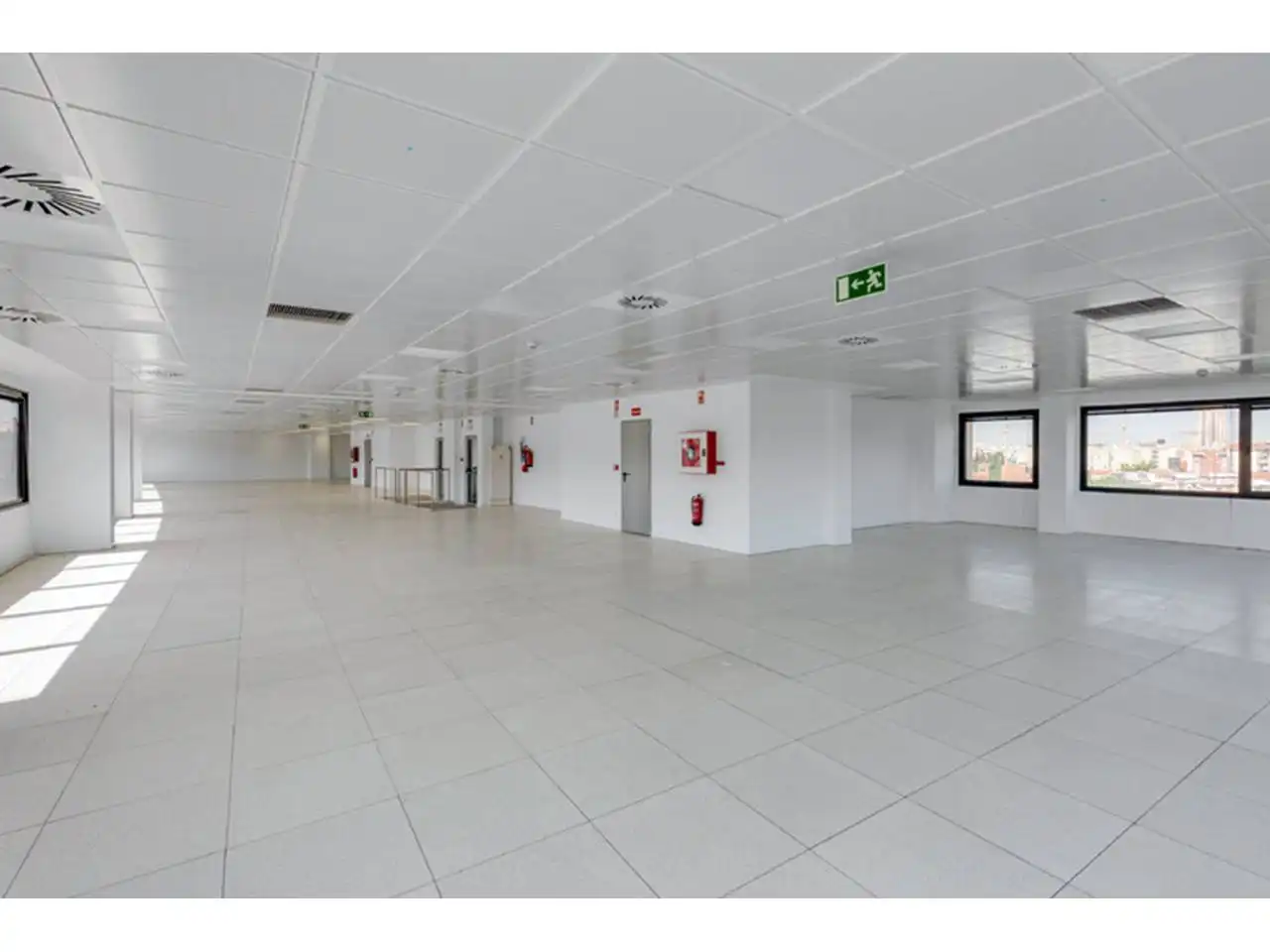 Büro mit Aufzug zur Miete in Calle Juan Esplandiu, imagen 2