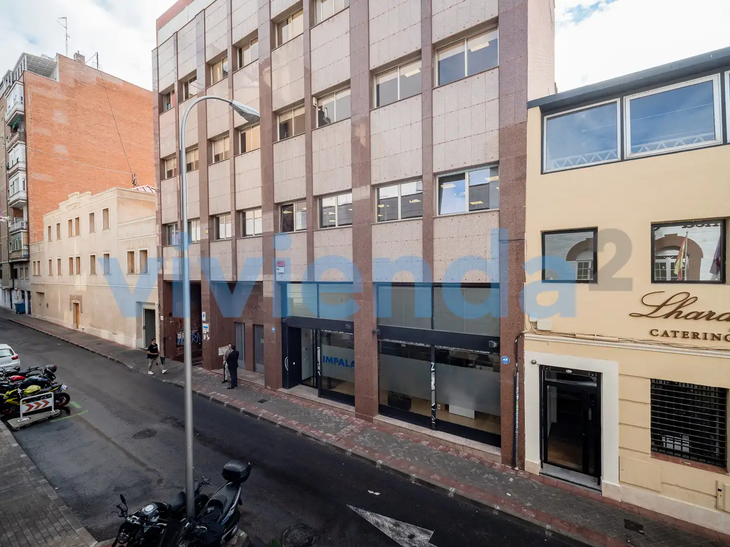 Außenansicht von Büro zur Miete in Madrid mit Klimaanlage, Heizung und Terrasse