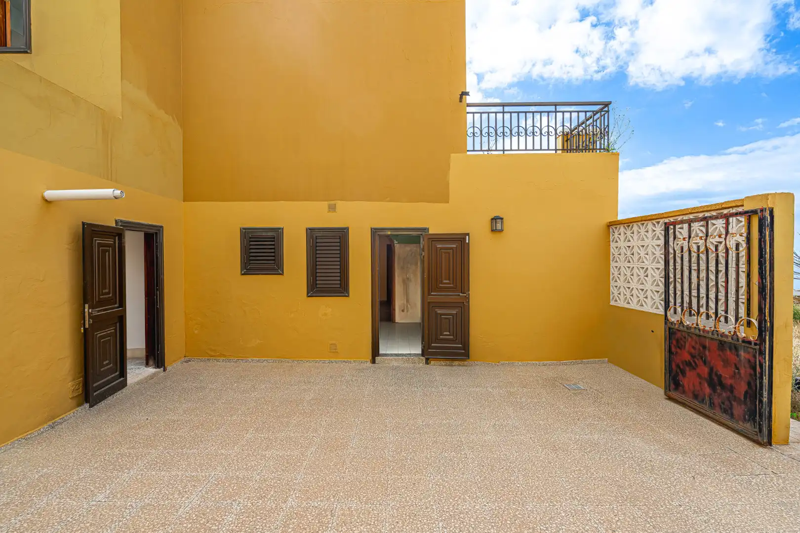 Vista exterior de Casa o chalet en venta en El Rosario con Aire acondicionado, Jardín privado y Terraza