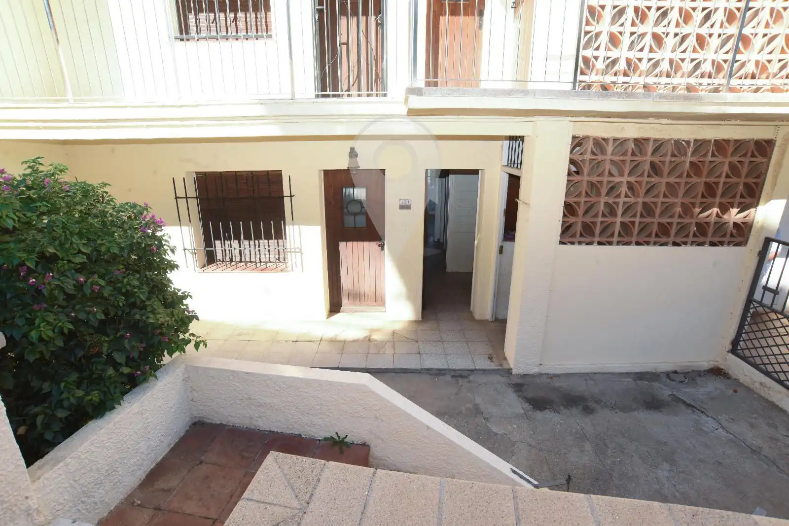 Vista exterior de Pis en venda en Roses amb Terrassa, Traster i Moblat