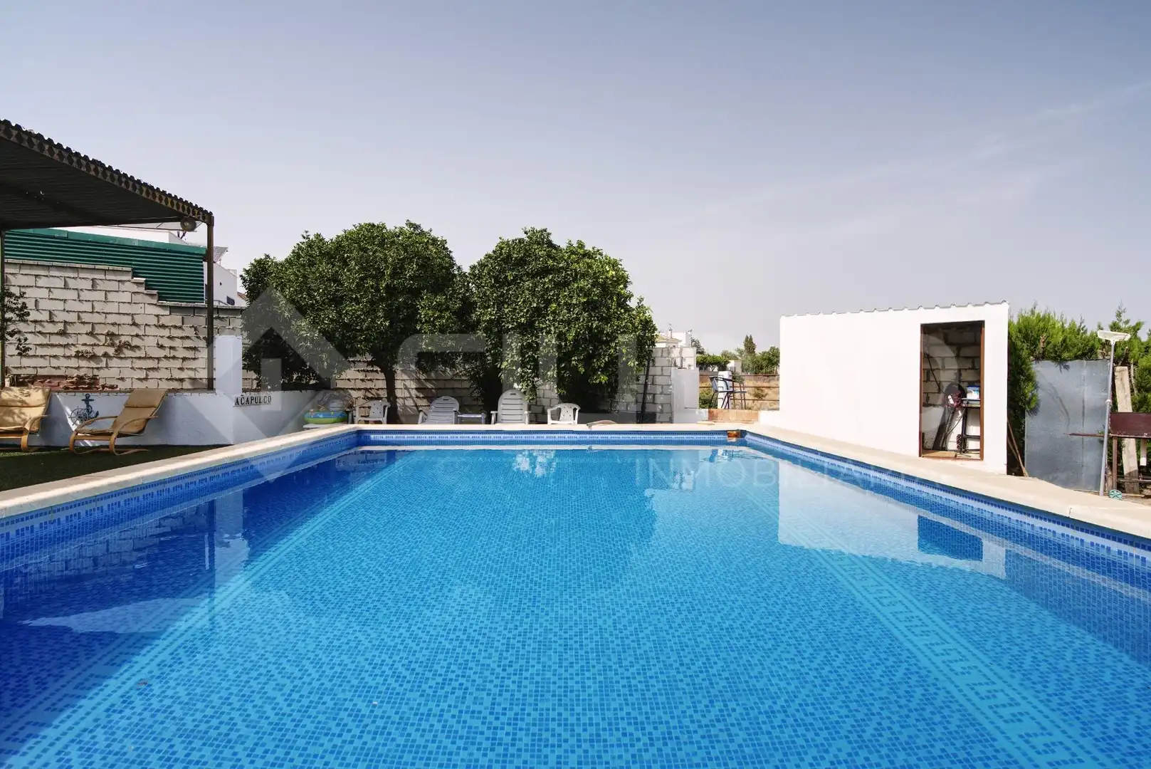 Piscina de Casa o xalet en venda en El Viso del Alcor