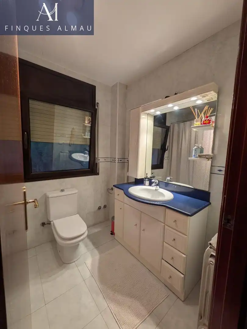Baño de Finca rústica en venta en Sant Llorenç d'Hortons con Terraza