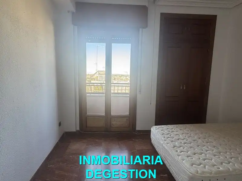 Bedroom of Flat for rent in Linares  with Air Conditioner and Balcony