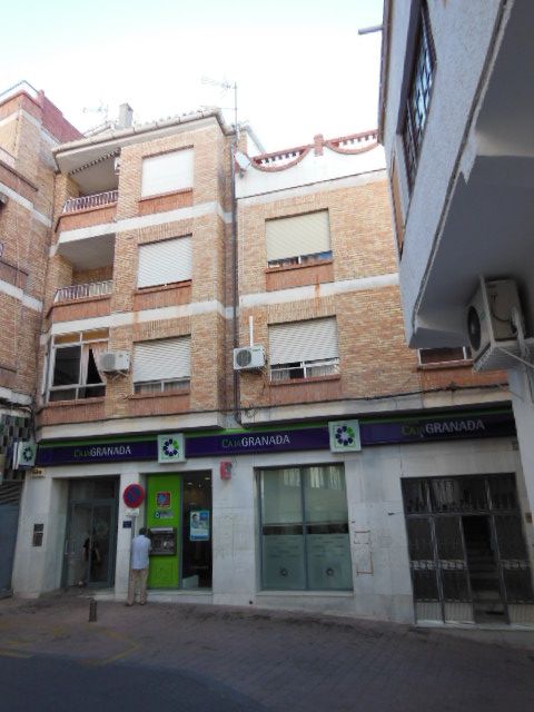 Vista exterior de Oficina en venda en Órgiva