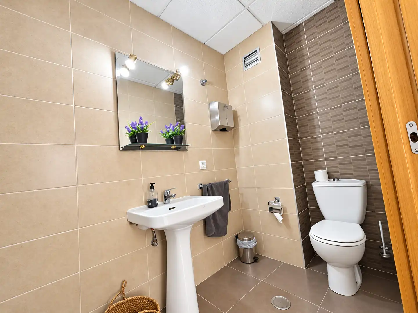 Bathroom of Office for rent in Centro