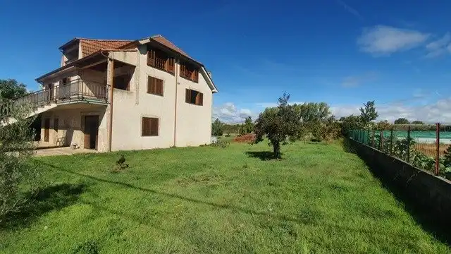 Casa o xalet en venda en Ponferrada amb Calefacció, Jardí privat i Terrassa