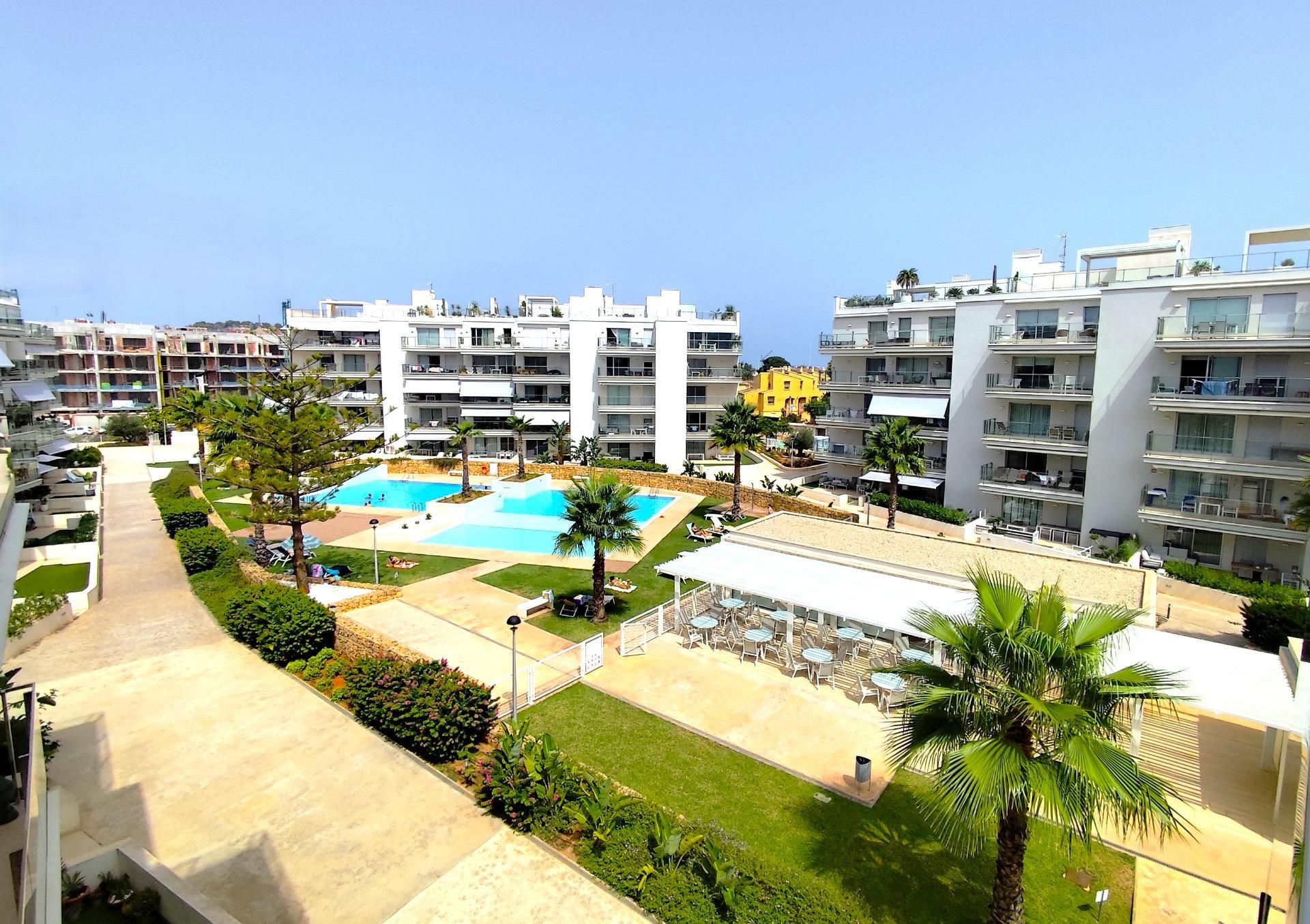 Piscina de Apartament de lloguer en Dénia amb Aire condicionat, Calefacció i Jardí privat