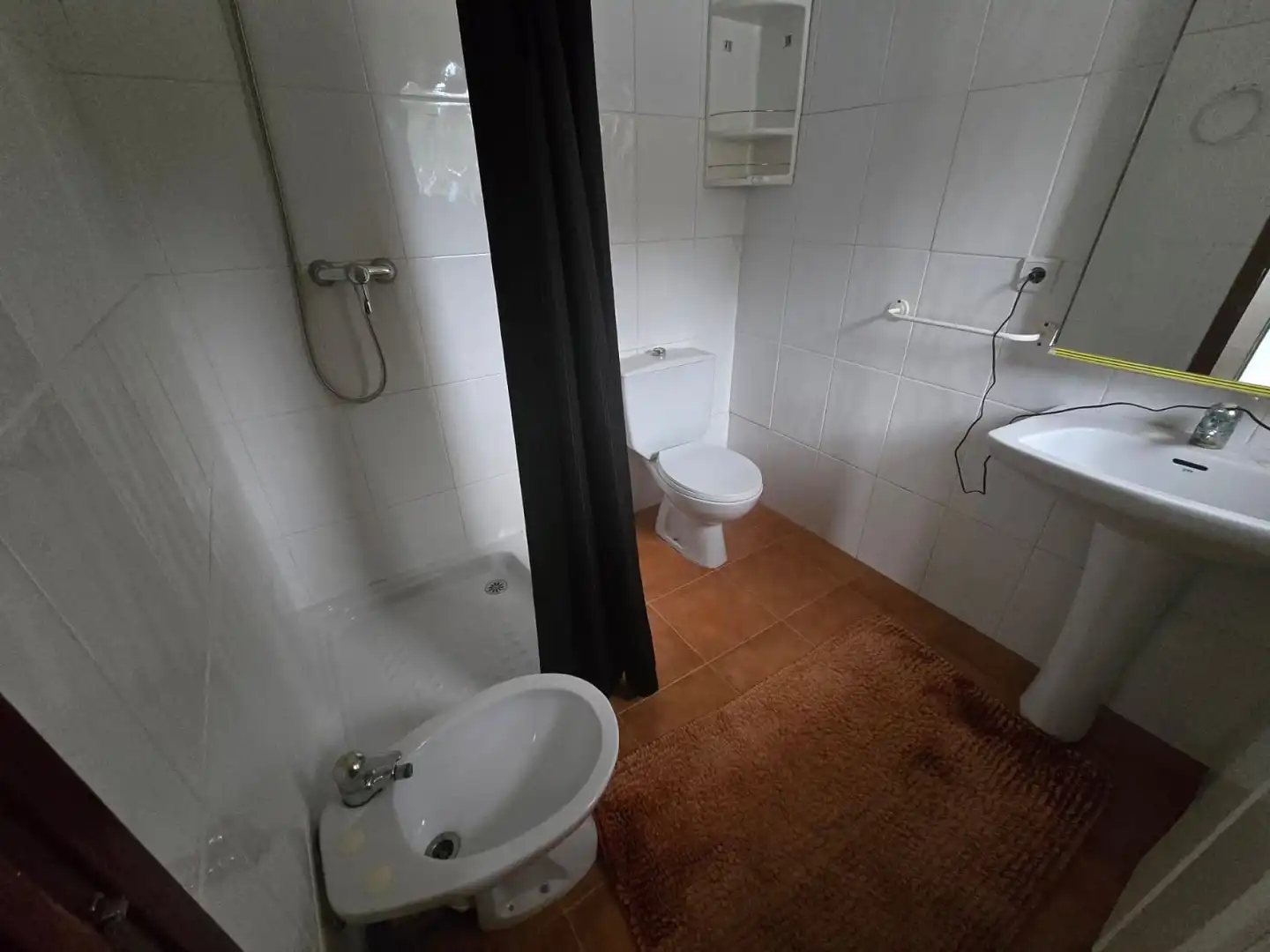 Bany de Casa o xalet en venda en Yecla amb Jardí privat, Terrassa i Piscina