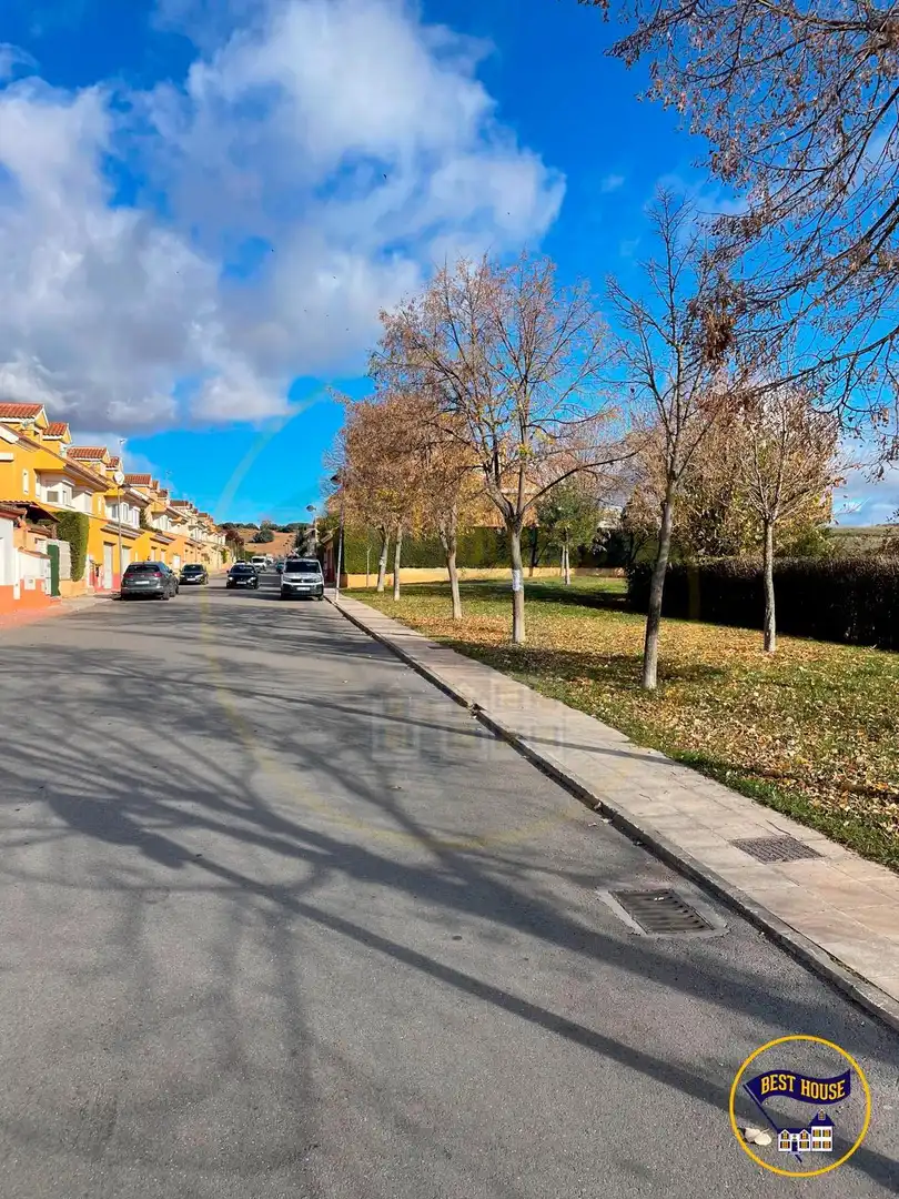 Außenansicht von Residential zum Verkauf in Arcas del Villar