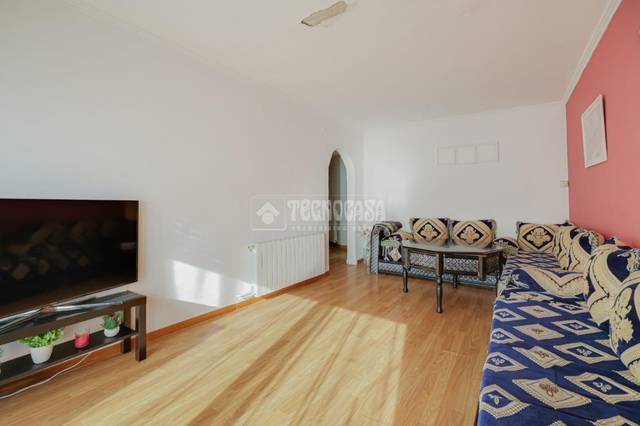 Piso en Venta en Carrer d'Estanislau Figueras en Cementiri Vell