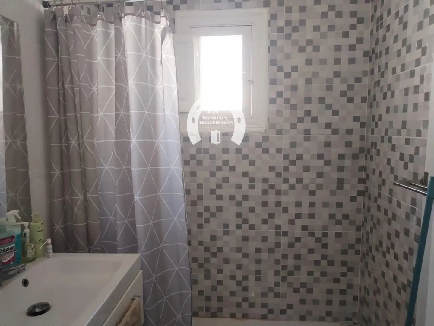 Bany de Casa o xalet en venda en Elche / Elx amb Jardí privat, Terrassa i Traster