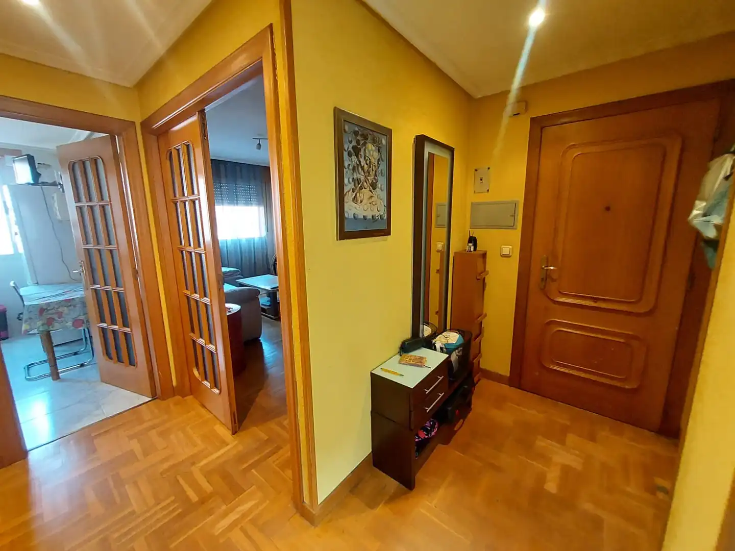 Wohnung zum Verkauf in Burgos mit Heizung, Parkett und Terrasse