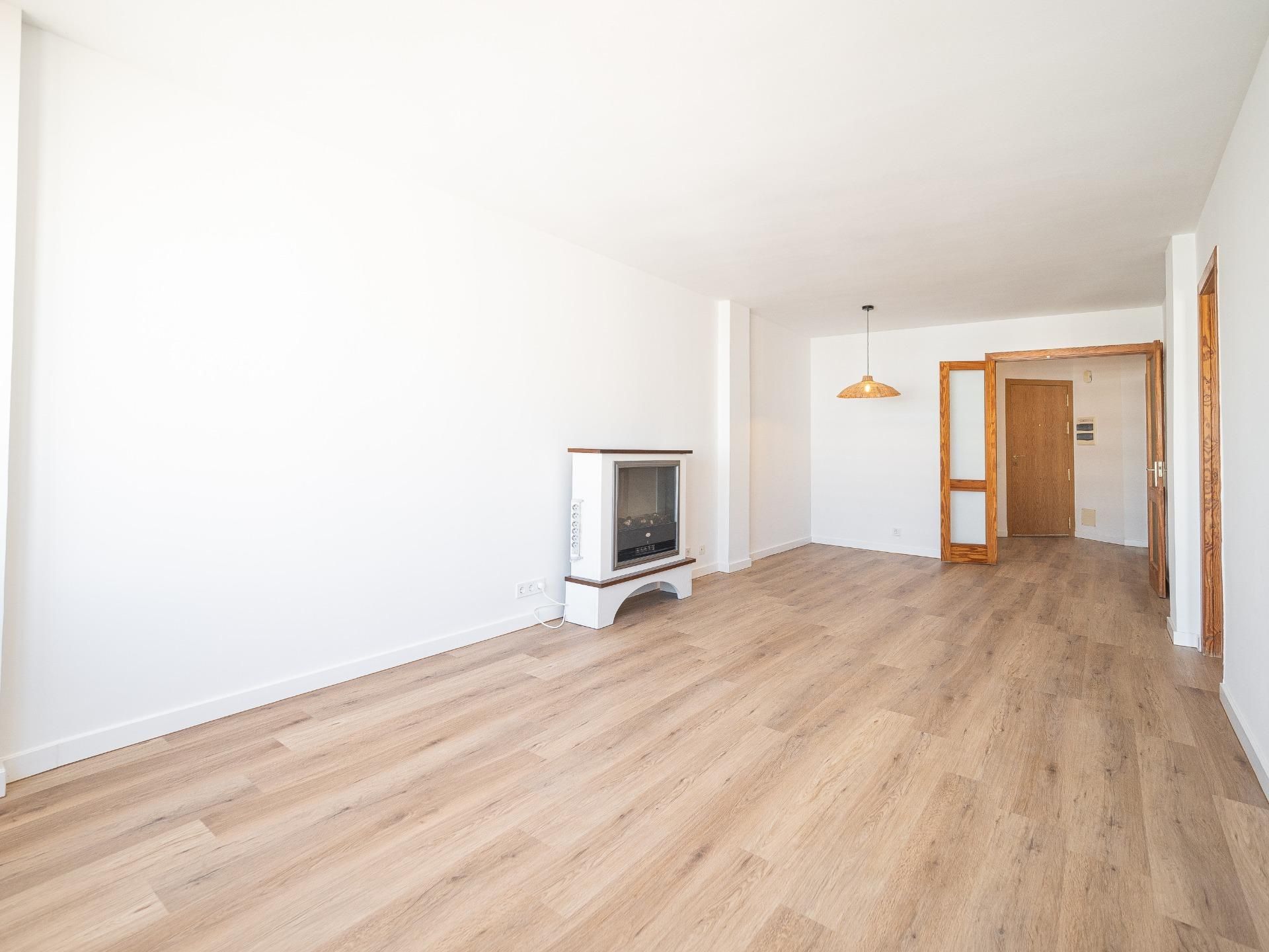 Living room of Flat for rent in Llucmajor  with Parquet flooring