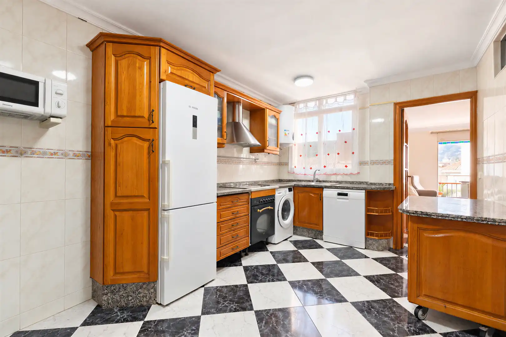 Flat with terrace for sale in Plaza General Anaya 2, imagen 7