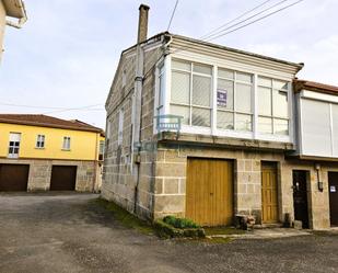 Vista exterior de Casa o xalet en venda en Xunqueira de Espadanedo amb Calefacció i Jardí privat