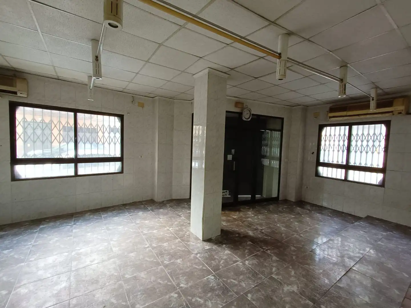 Business premises for sale in Llombai, imagen 10