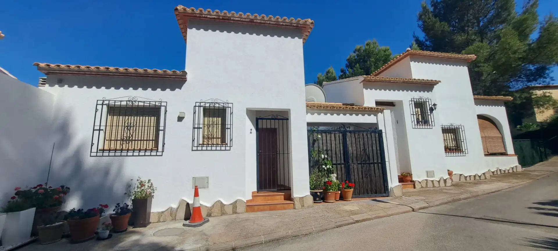 Exterior view of Houses for sale in L'Atzúbia  with Air Conditioner, Heating and Terrace