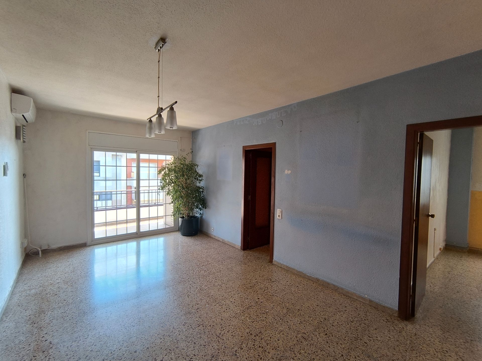 Sala d'estar de Pis en venda en Sabadell amb Aire condicionat, Calefacció i Forn