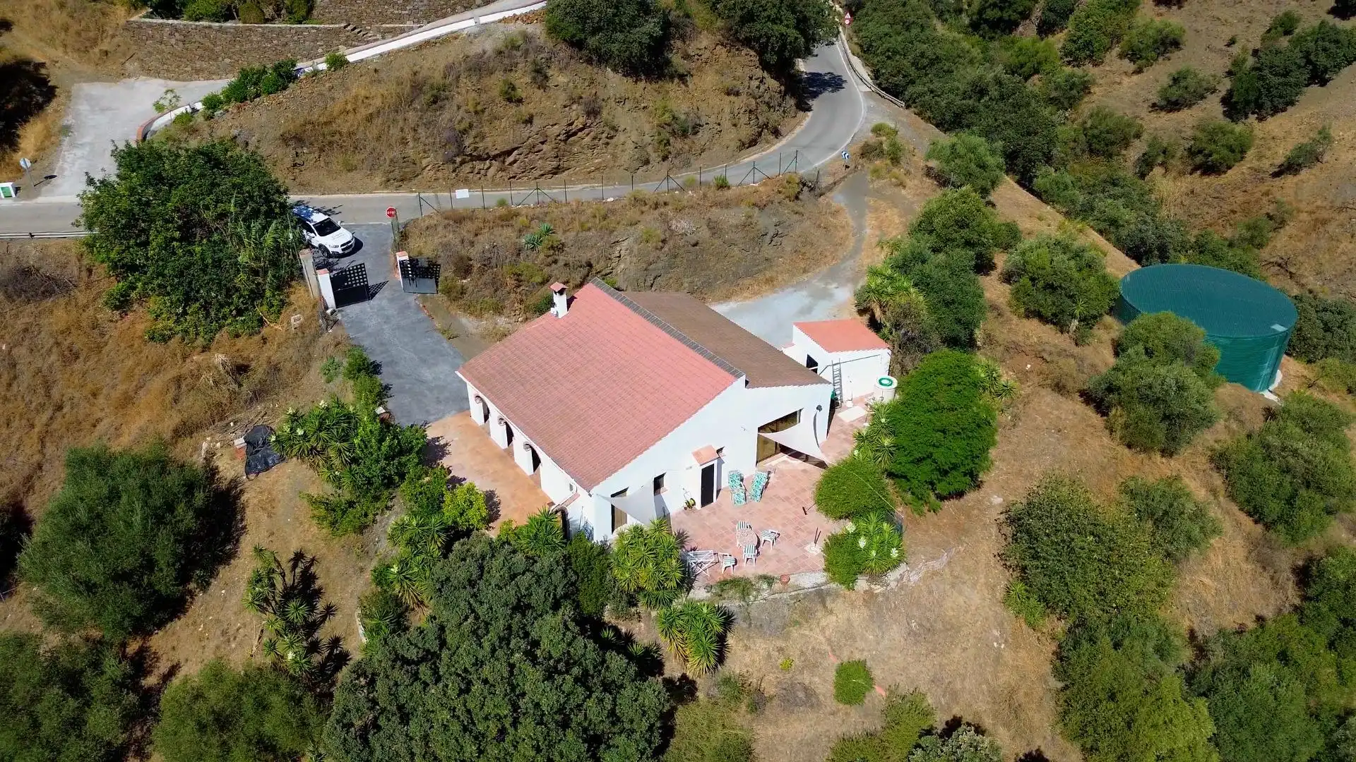 Casa amb jardí en venda a Árchez, imagen 2