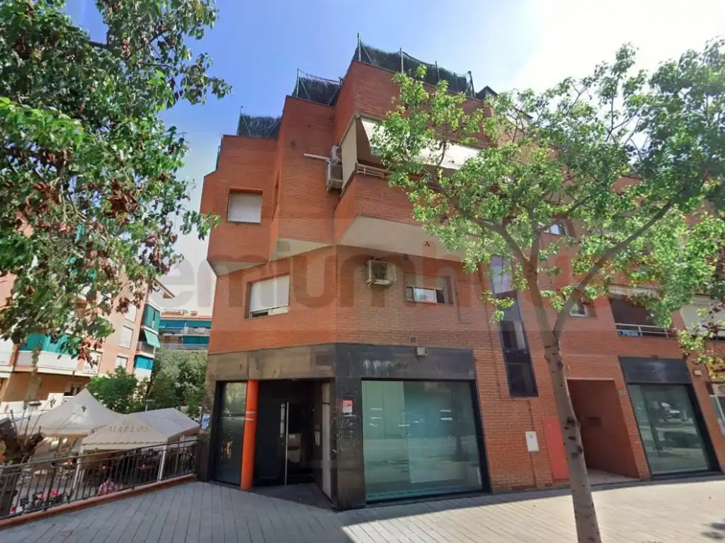 Gewerbefläche zum Verkauf in Calle Carretera De Barcelona