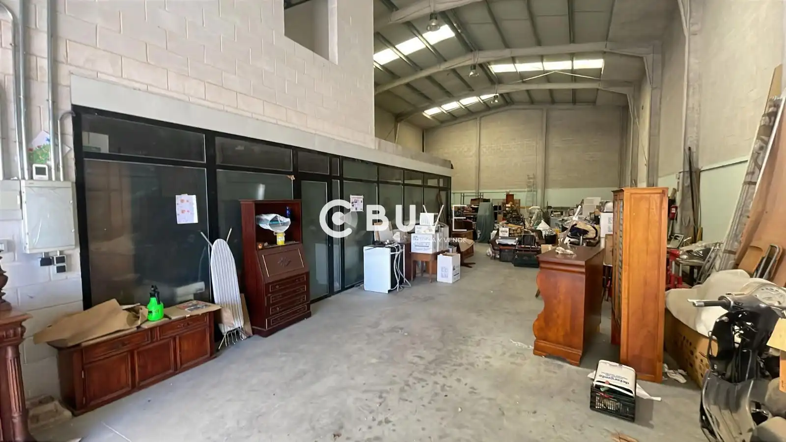 Nau industrial en venda en Tudela de Duero