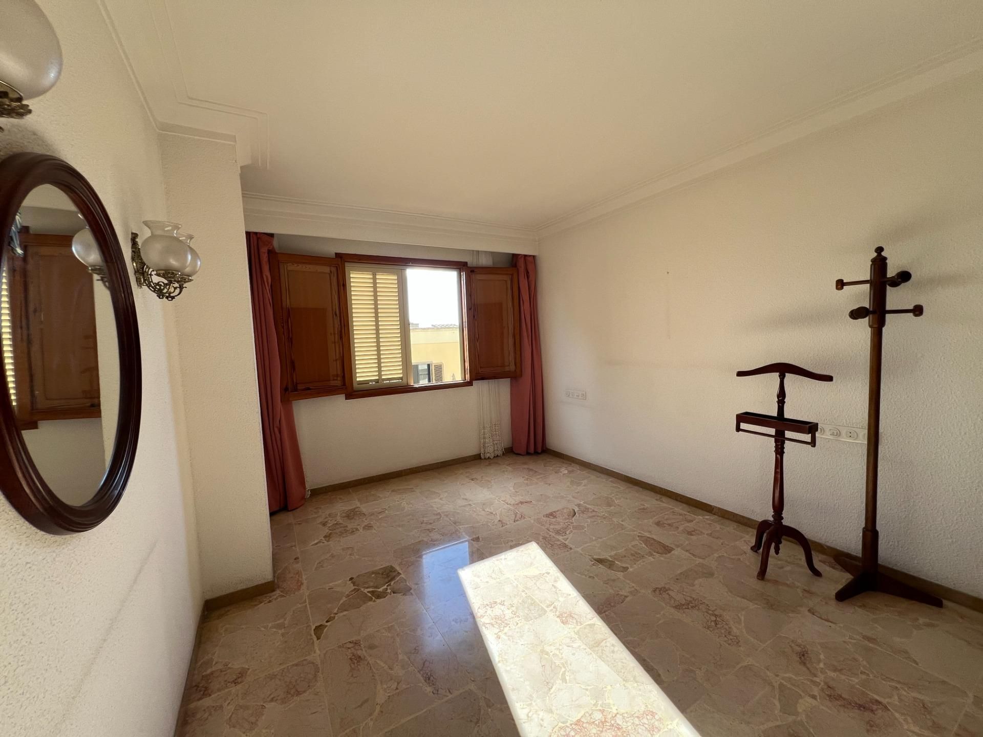 Bedroom of Flat for sale in Inca  with Air Conditioner and Balcony