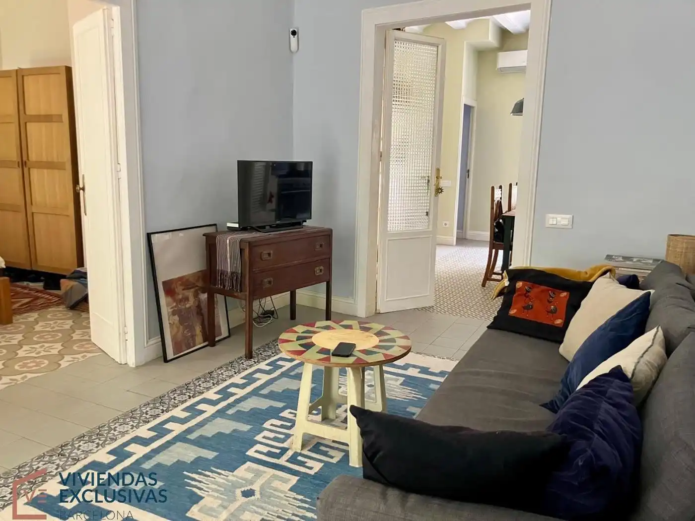 Wohnzimmer von Wohnung zum Verkauf in Barcelona mit Klimaanlage, Heizung und Privatgarten