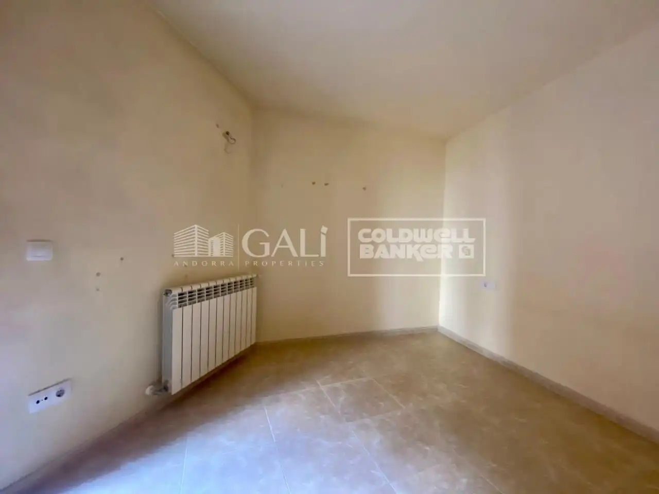 Ground floor with lift to rent in Calle Carrer del Solà, imagen 9
