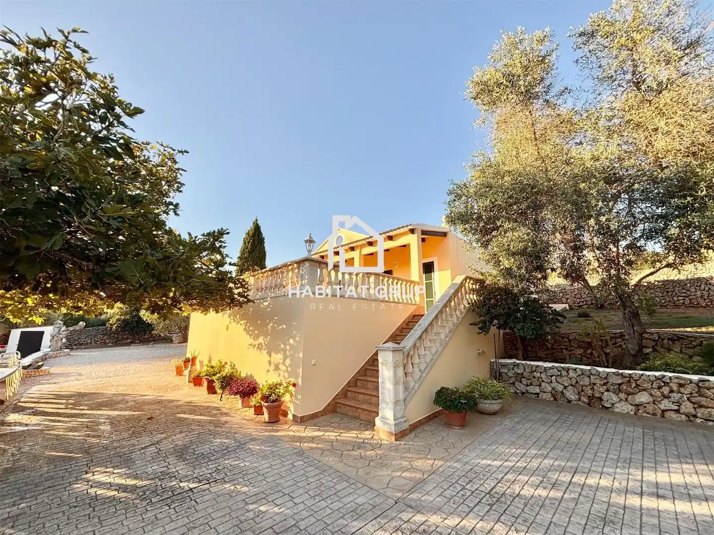 Vista exterior de Casa o xalet en venda en Alaior amb Jardí privat, Traster i Piscina