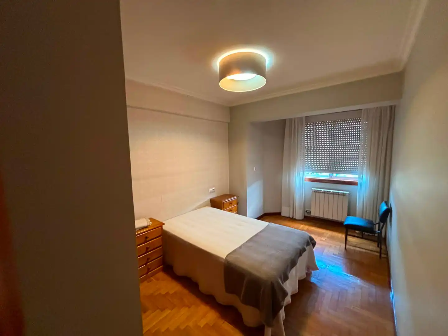 Habitación de Piso de alquiler en Vigo  con Amueblado, Horno y Lavadora