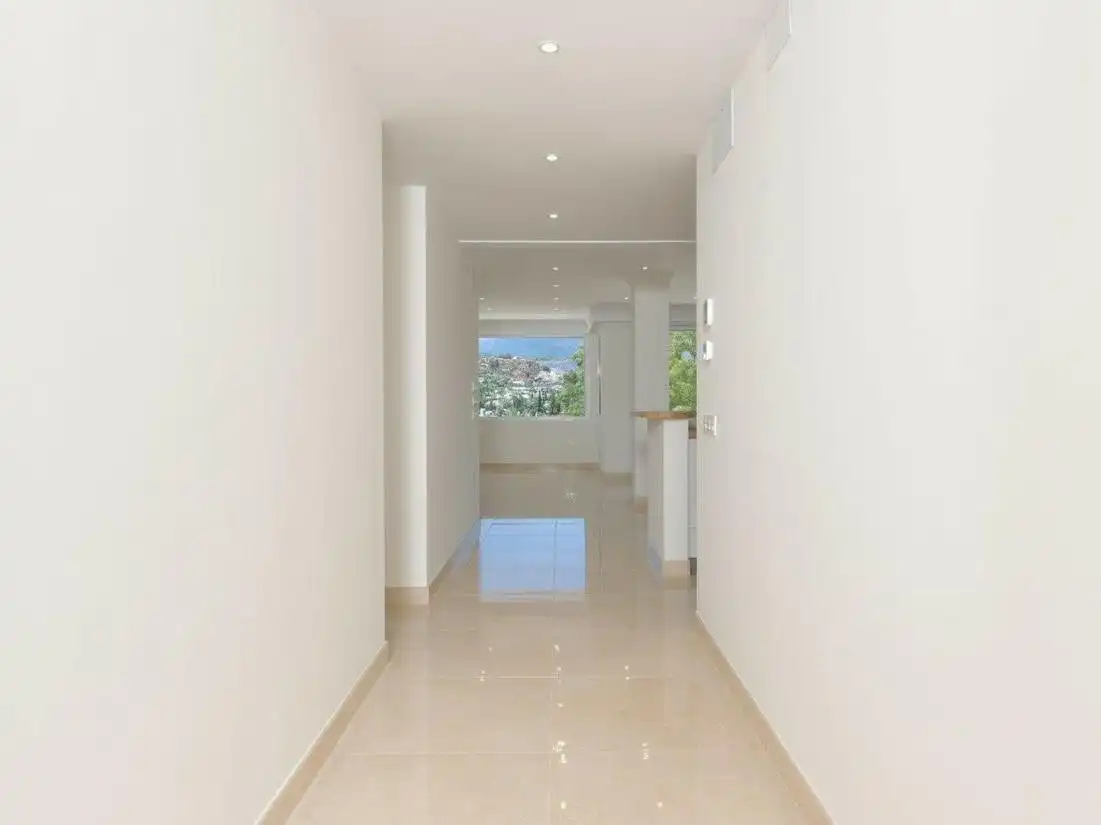 Penthouse with pool for sale in Nueva Andalucía, imagen 16