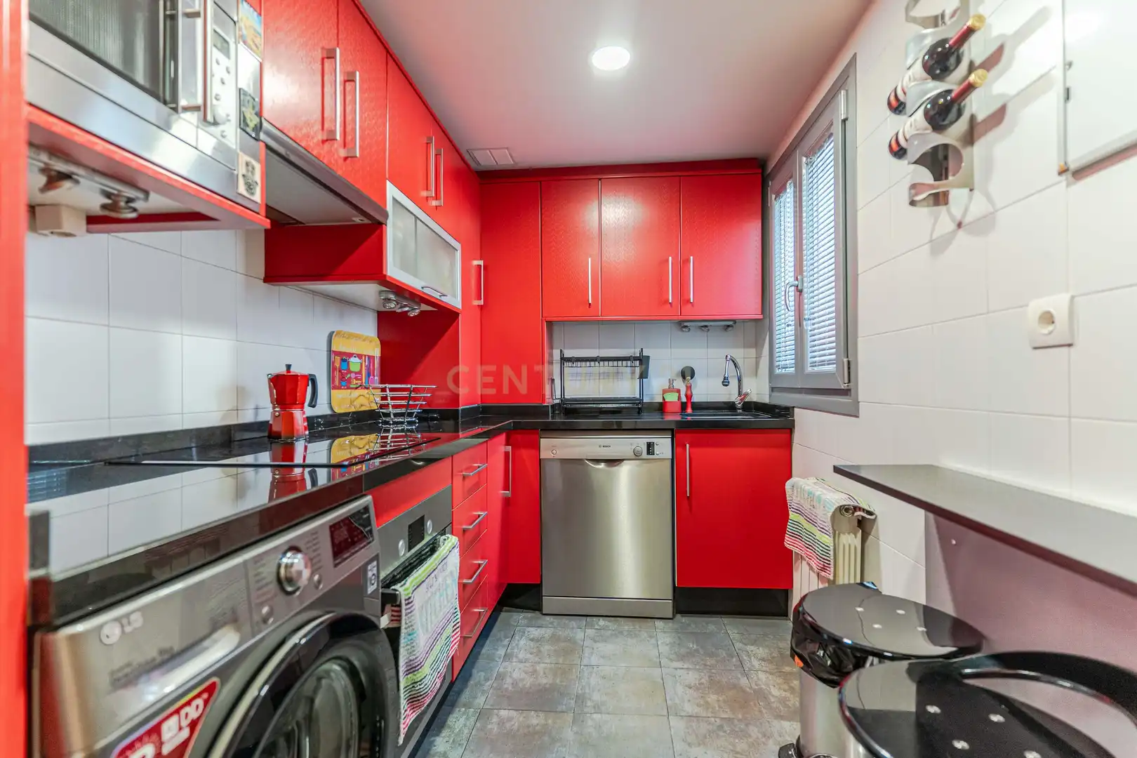 Kitchen of Flat for sale in Granada  with Air Conditioner