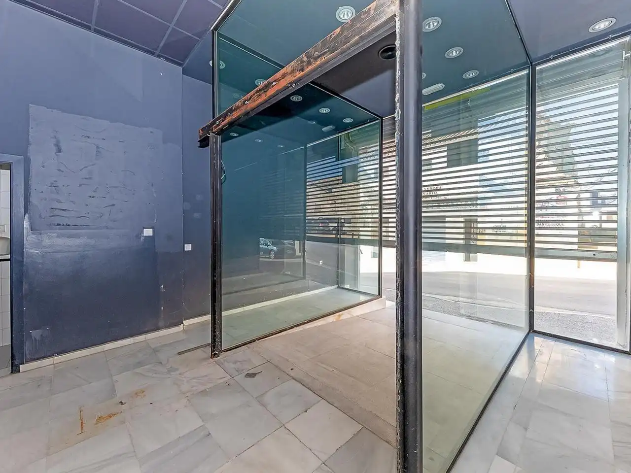 Local comercial en venda a Villamartín, imagen 6
