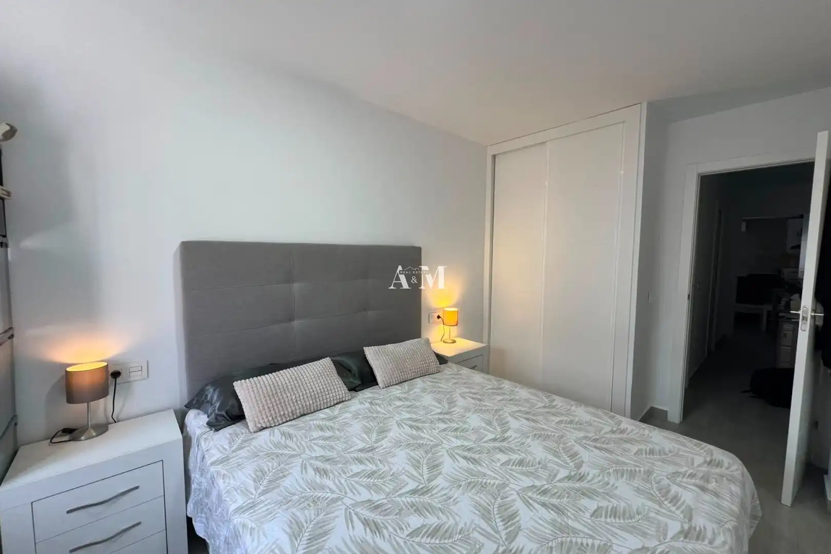 Schlafzimmer von Wohnung zur Miete in San Pedro del Pinatar mit Klimaanlage, Heizung und Möbliert