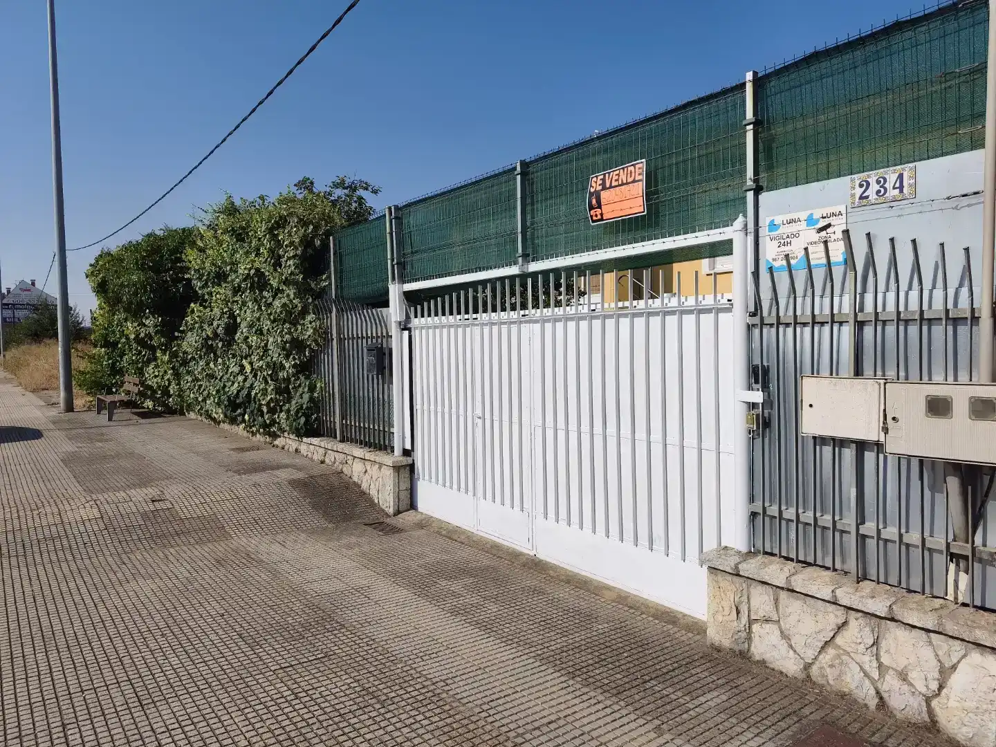 Vista exterior de Casa o xalet en venda en Trobajo del Cerecedo