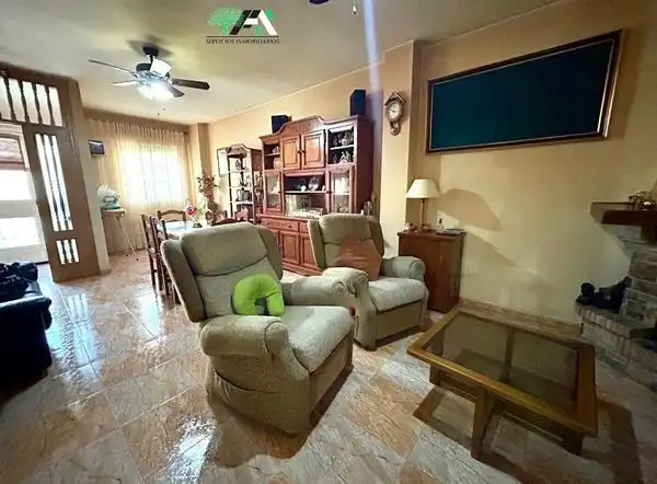 Sala de estar de Casa o chalet en venta en Lupión con Aire acondicionado y Terraza