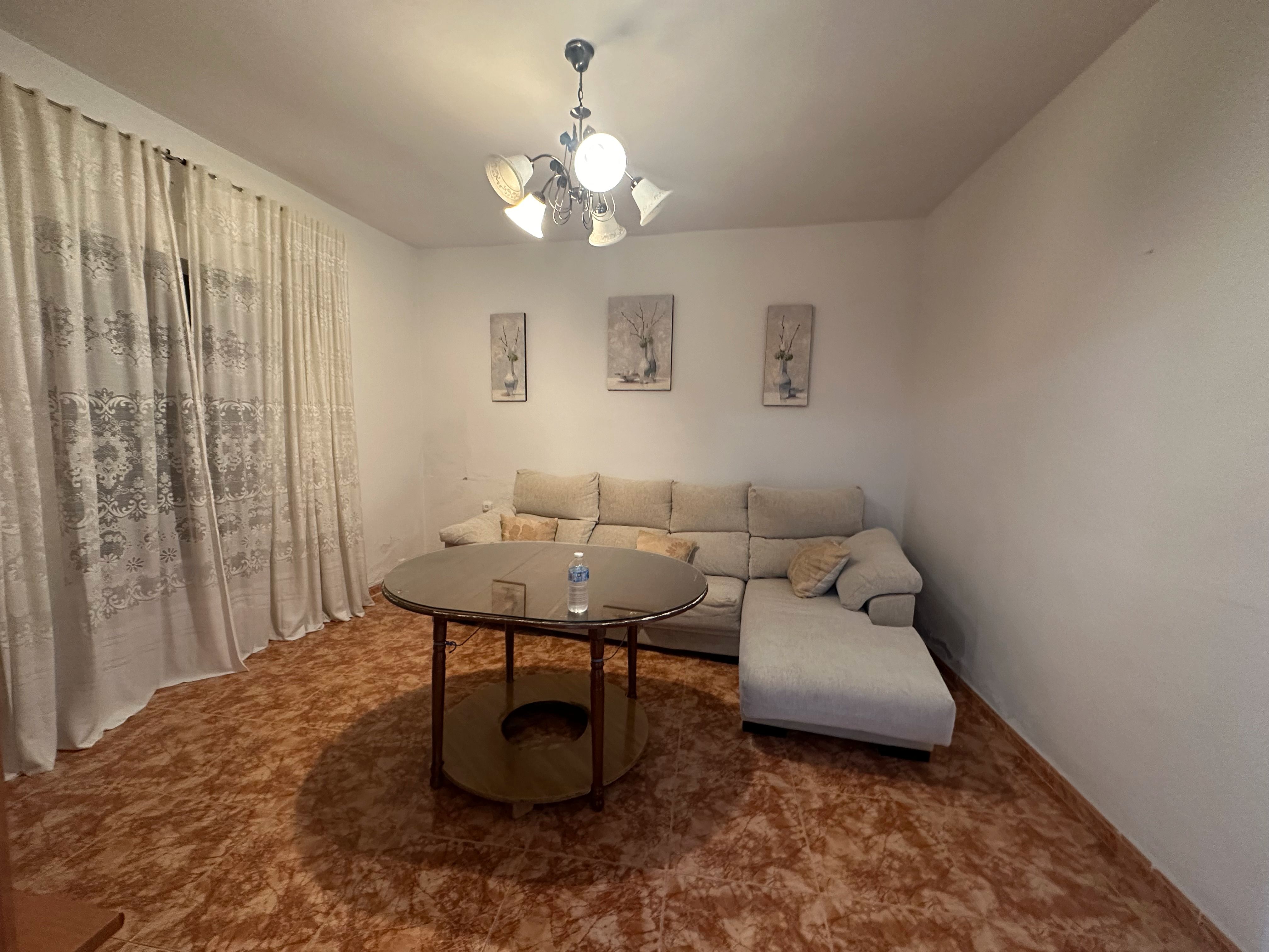 Sala de estar de Casa o chalet en venta en Sabiote con Terraza y Trastero