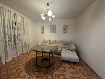 Casa en venda a Calle Blas Poyatos