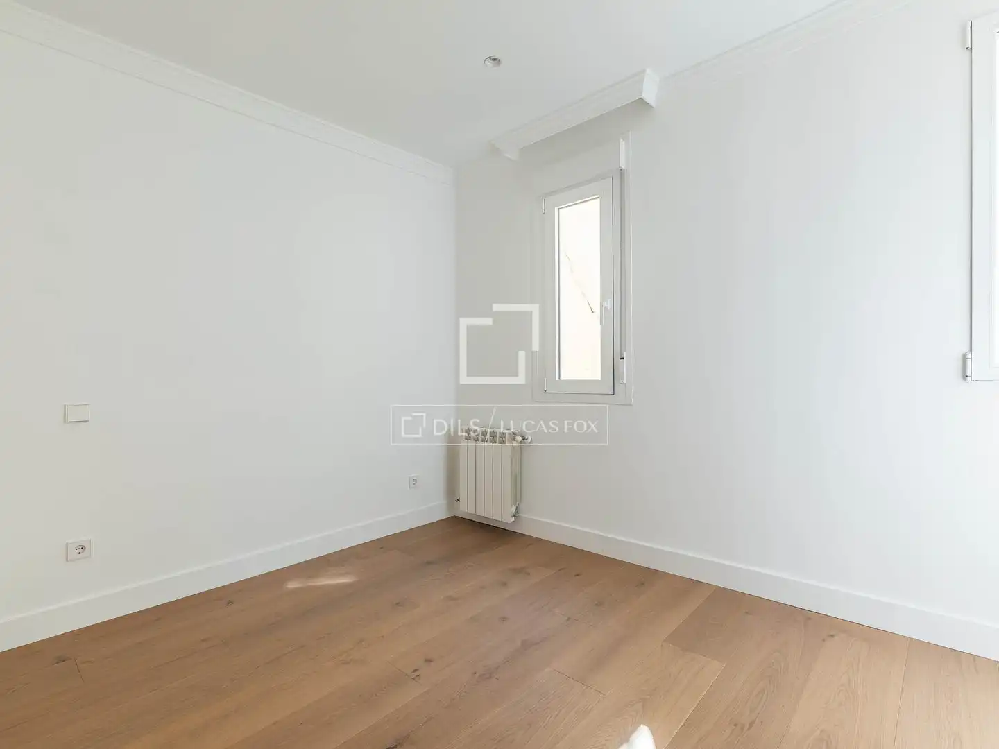 Bedroom of Attic for sale in Madrid  with Air Conditioner, Heating and Parquet flooring