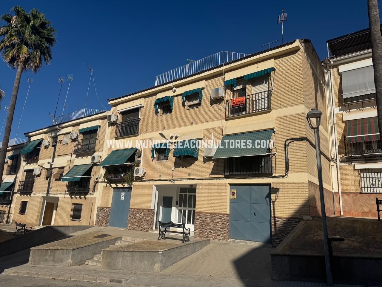 Vista exterior de Piso en venta en Aguilar de la Frontera