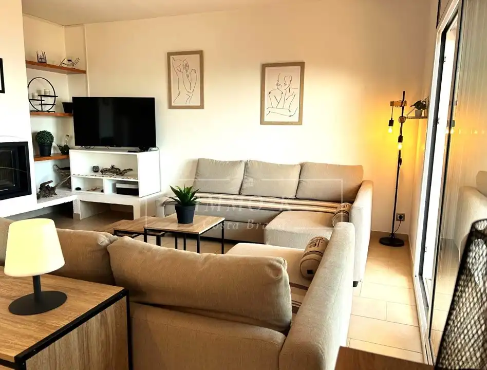 Sala d'estar de Apartament en venda en Llançà amb Terrassa