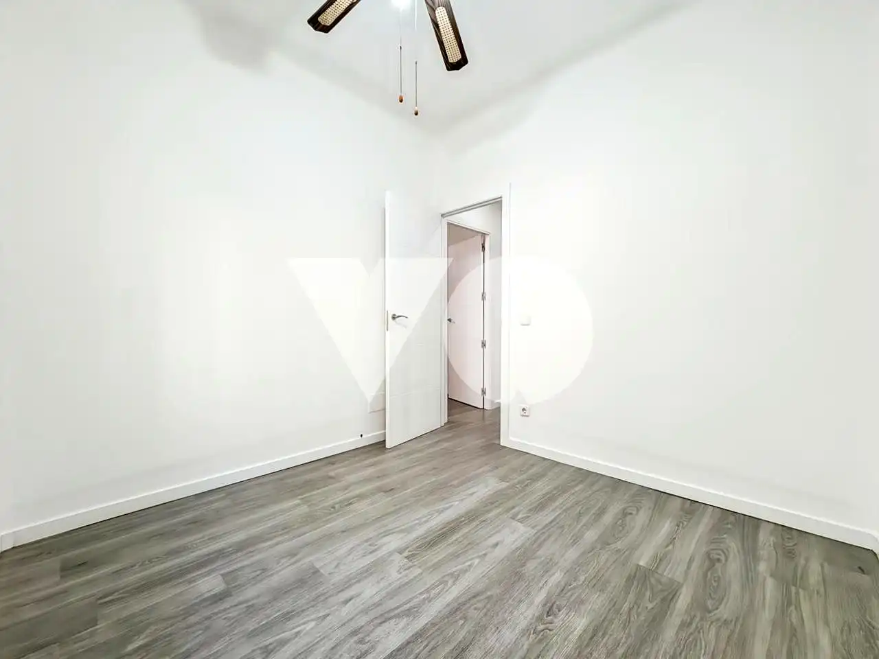 Bedroom of Ground floor for sale in Madrid  with Air Conditioner, Heating and Private garden