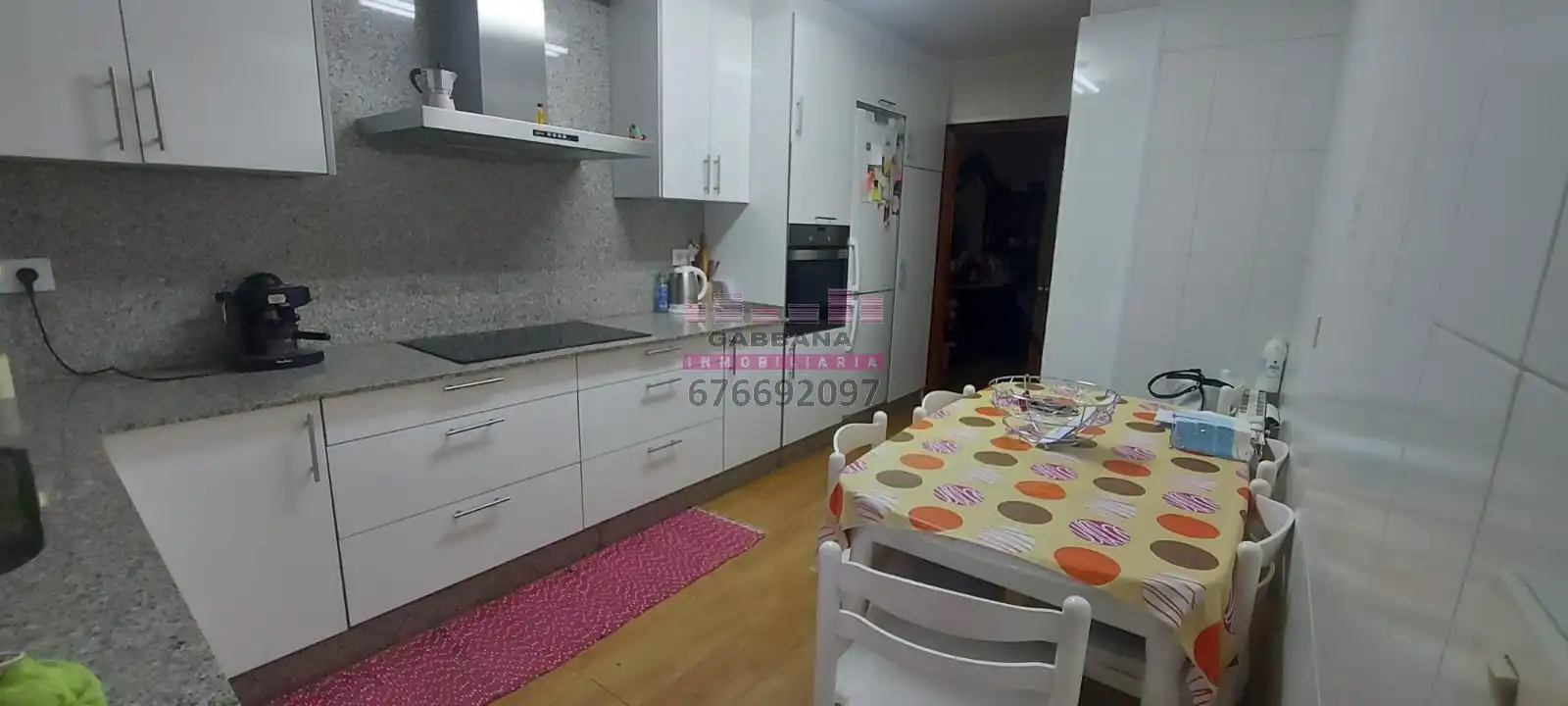 Flat for rent in Rúa Travesía de Vigo, Travesía de Vigo - San Xoán