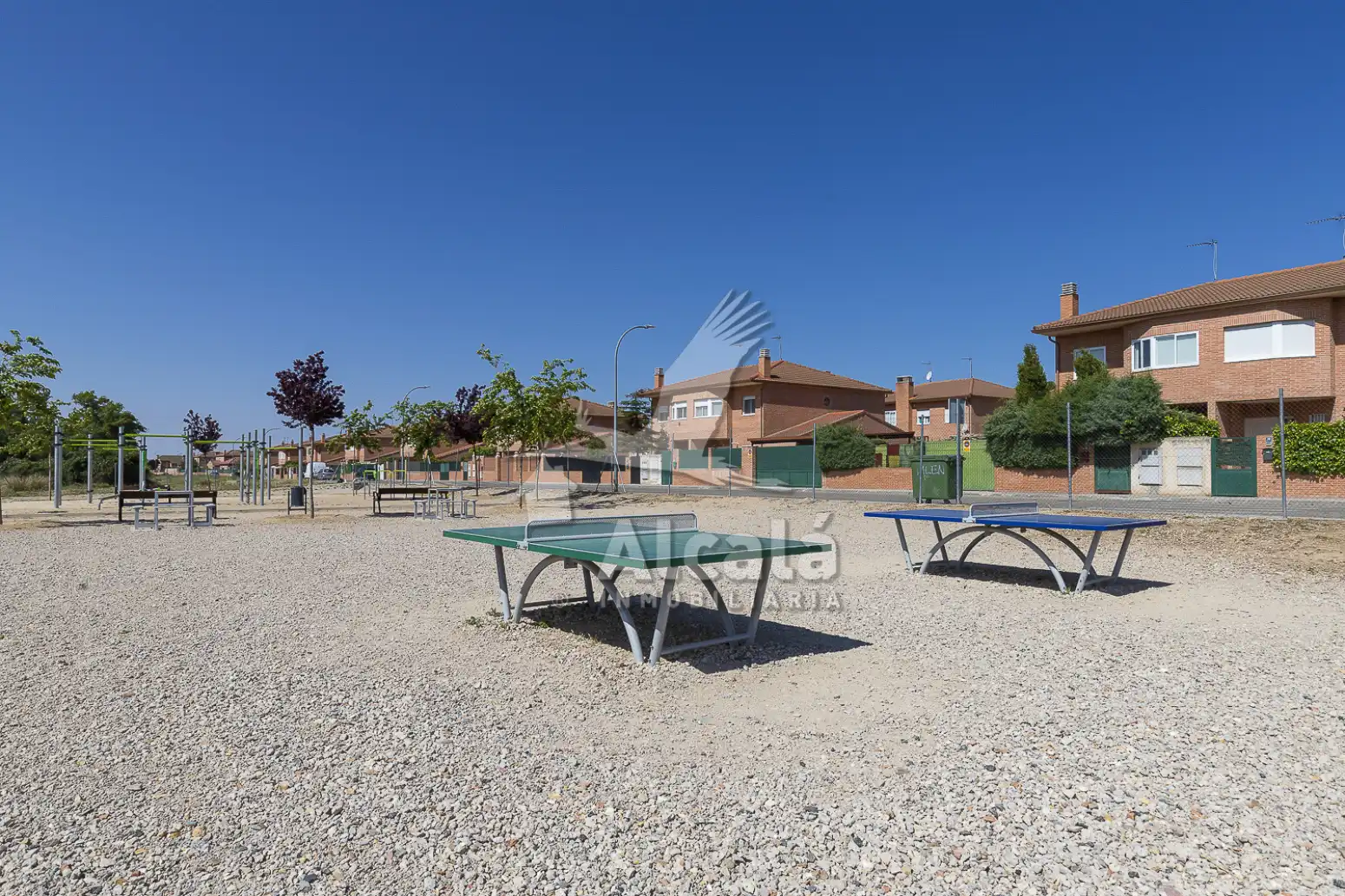 Vista exterior de Casa o chalet en venta en Galápagos con Aire acondicionado, Calefacción y Terraza