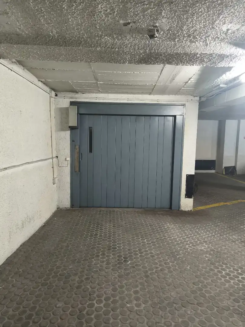 Aparcament amb ascensor en venda a Centro, imagen 7