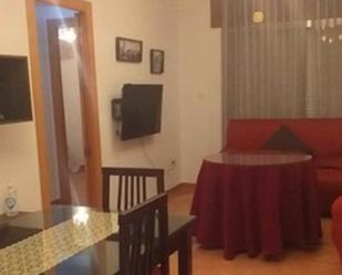 Living room of Flat to rent in  Granada Capital  with Heating