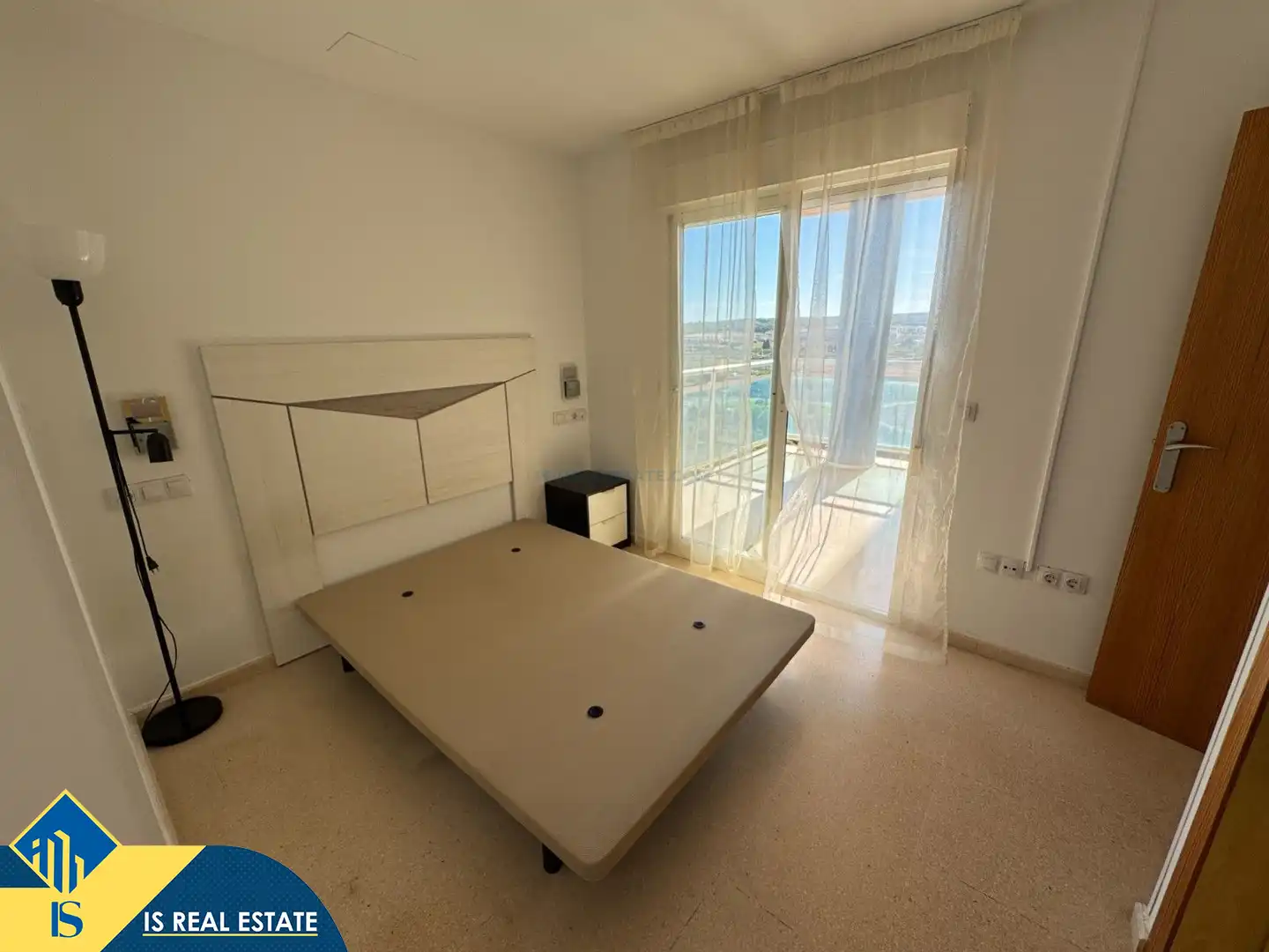 Apartamento con piscina en venta en Puerto Deportivo, imagen 11