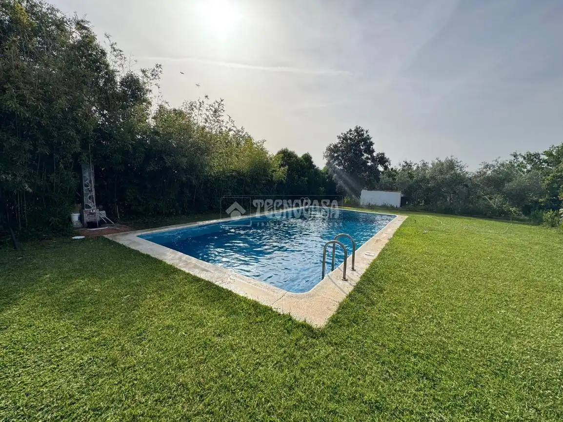 Schwimmbecken von Country house zum Verkauf in Badajoz mit Klimaanlage, Privatgarten und Terrasse