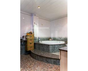 Bathroom of House or chalet for sale in Sabadell  with Air Conditioner, Heating and Terrace